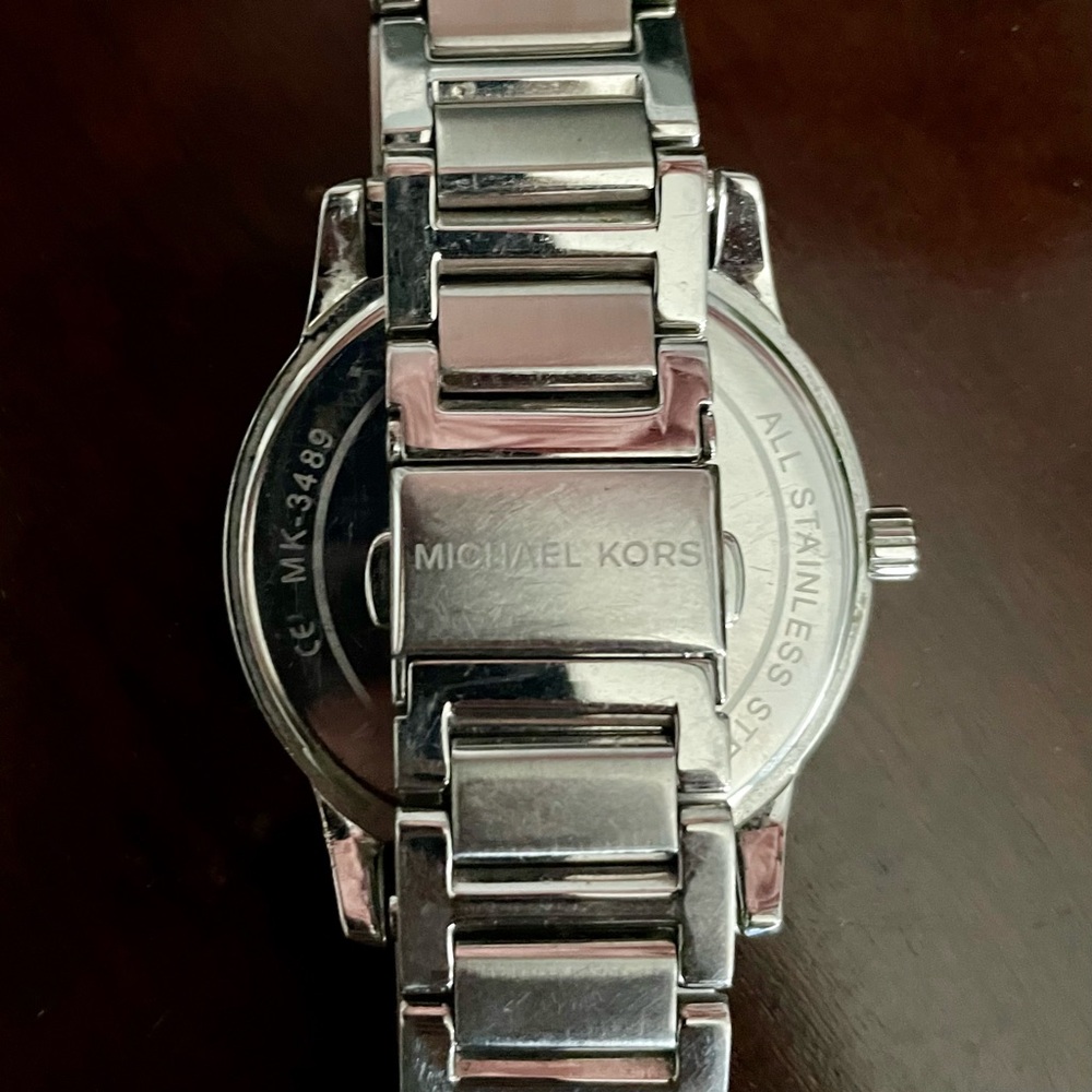 Silver tone Michael Kors watch - Picture 2 of 2